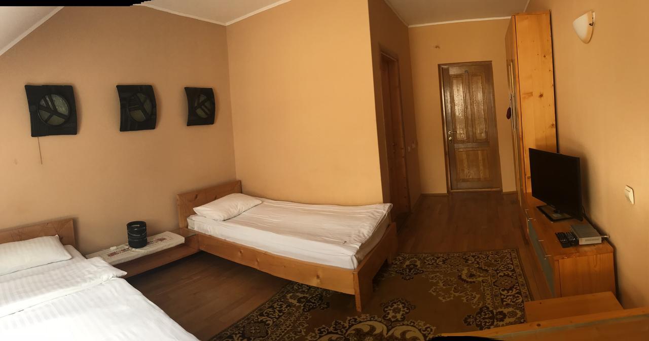 Complex Vivcharyk Hotel Skole Eksteriør billede